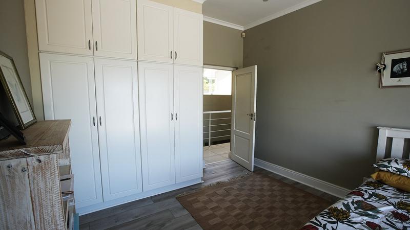 5 Bedroom Property for Sale in Crofters Valley Western Cape